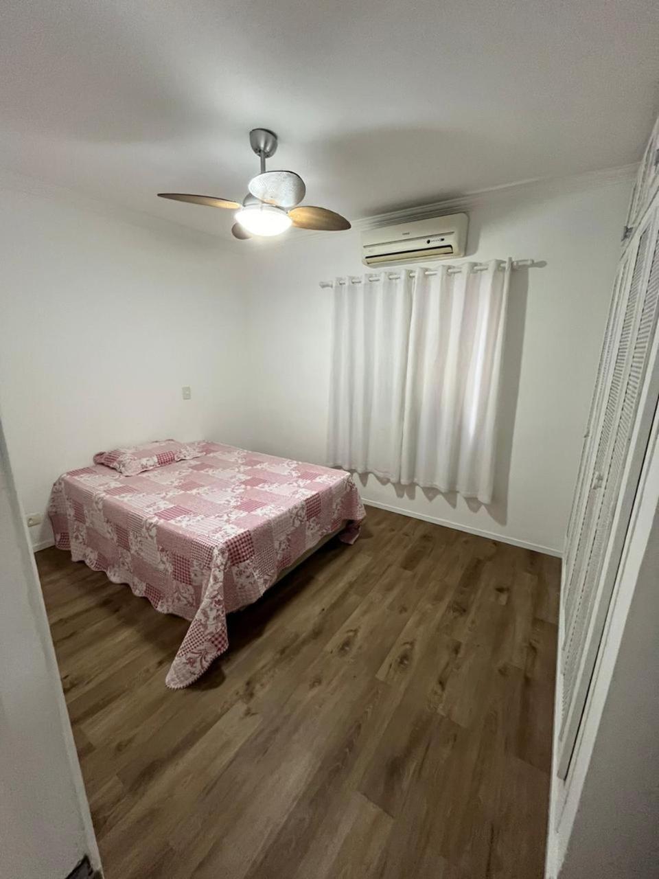 Guaru 17 Apartamento Na Praia Da Enseada Guarujá Buitenkant foto